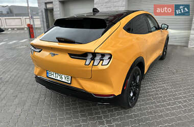 Внедорожник / Кроссовер Ford Mustang Mach-E 2022 в 
