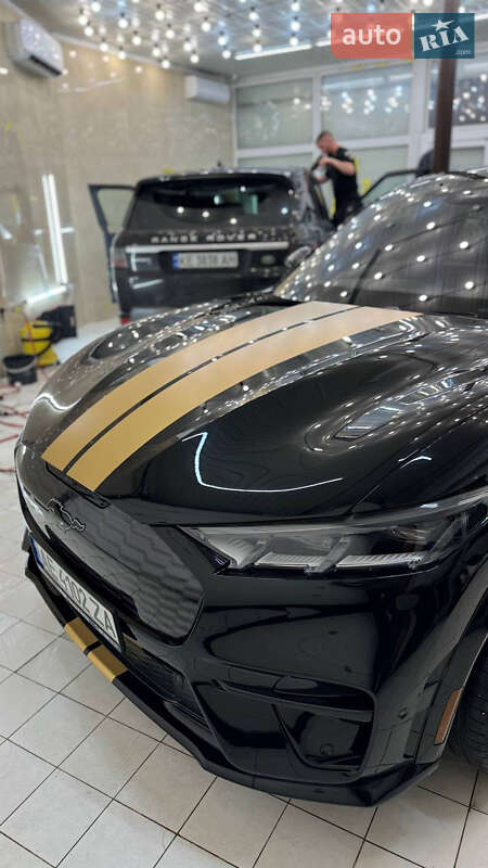 Внедорожник / Кроссовер Ford Mustang Mach-E 2023 в Днепре фото 5 Внедорожник / Кроссовер Ford Mustang Mach-E 2023 в Днепре
