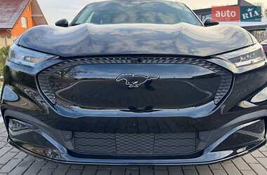 Позашляховик / Кросовер Ford Mustang Mach-E 2023 в 