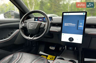 Внедорожник / Кроссовер Ford Mustang Mach-E 2021 в 