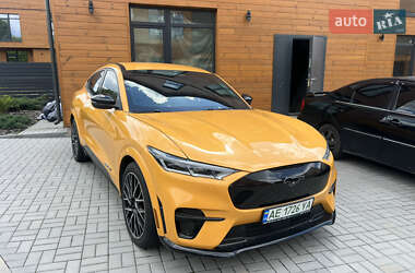 Внедорожник / Кроссовер Ford Mustang Mach-E 2021 в 