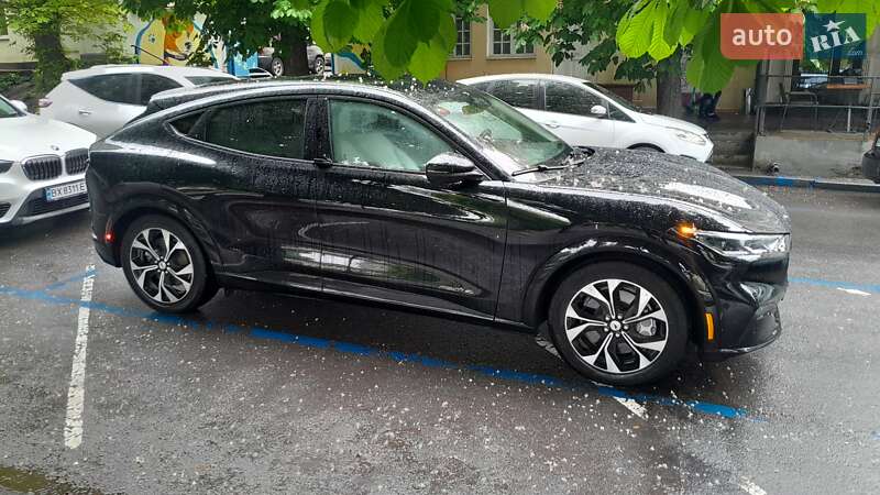 Внедорожник / Кроссовер Ford Mustang Mach-E 2022 в Хмельницком