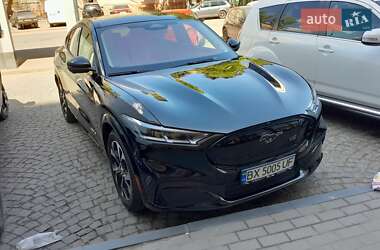 Внедорожник / Кроссовер Ford Mustang Mach-E 2022 в 