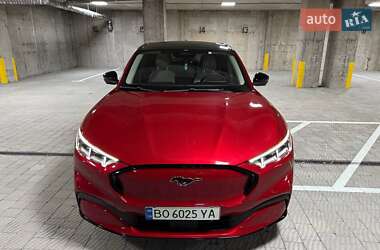 Внедорожник / Кроссовер Ford Mustang Mach-E 2021 в 