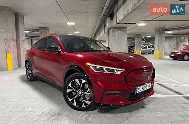 Внедорожник / Кроссовер Ford Mustang Mach-E 2021 в 