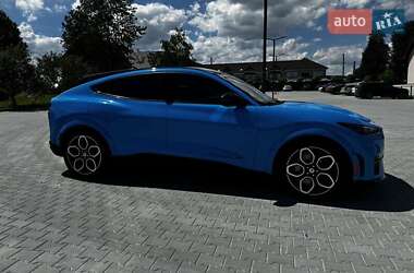 Внедорожник / Кроссовер Ford Mustang Mach-E 2021 в 