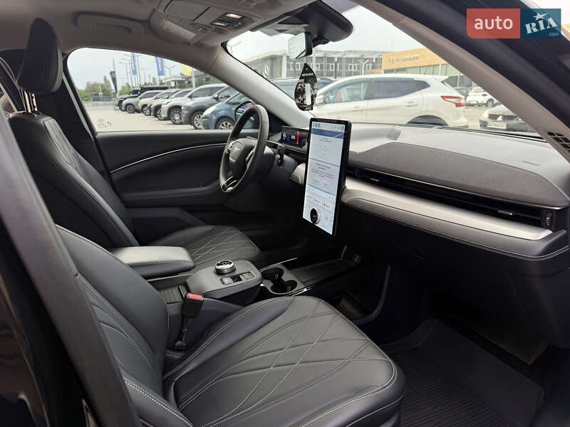 Позашляховик / Кросовер Ford Mustang Mach-E 2022 в Дніпрі
