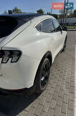 Внедорожник / Кроссовер Ford Mustang Mach-E 2023 в 