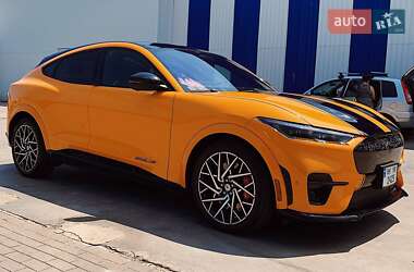 Внедорожник / Кроссовер Ford Mustang Mach-E 2021 в 