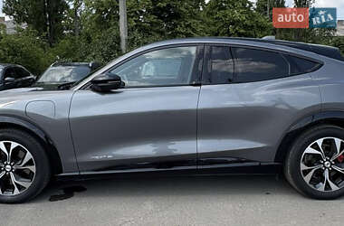 Внедорожник / Кроссовер Ford Mustang Mach-E 2021 в 