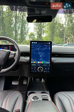 Внедорожник / Кроссовер Ford Mustang Mach-E 2021 в 