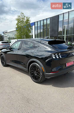 Внедорожник / Кроссовер Ford Mustang Mach-E 2021 в 