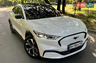 Внедорожник / Кроссовер Ford Mustang Mach-E 2021 в 