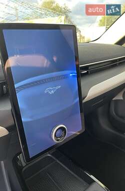 Внедорожник / Кроссовер Ford Mustang Mach-E 2020 в 