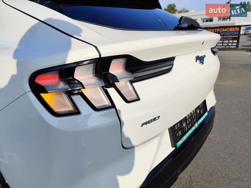Позашляховик / Кросовер Ford Mustang Mach-E 2023 в Києві