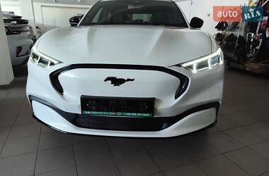 Внедорожник / Кроссовер Ford Mustang Mach-E 2023 в 