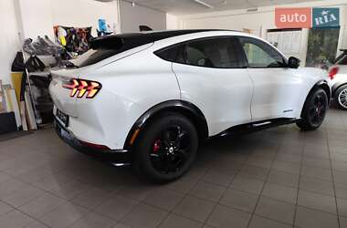 Внедорожник / Кроссовер Ford Mustang Mach-E 2023 в 