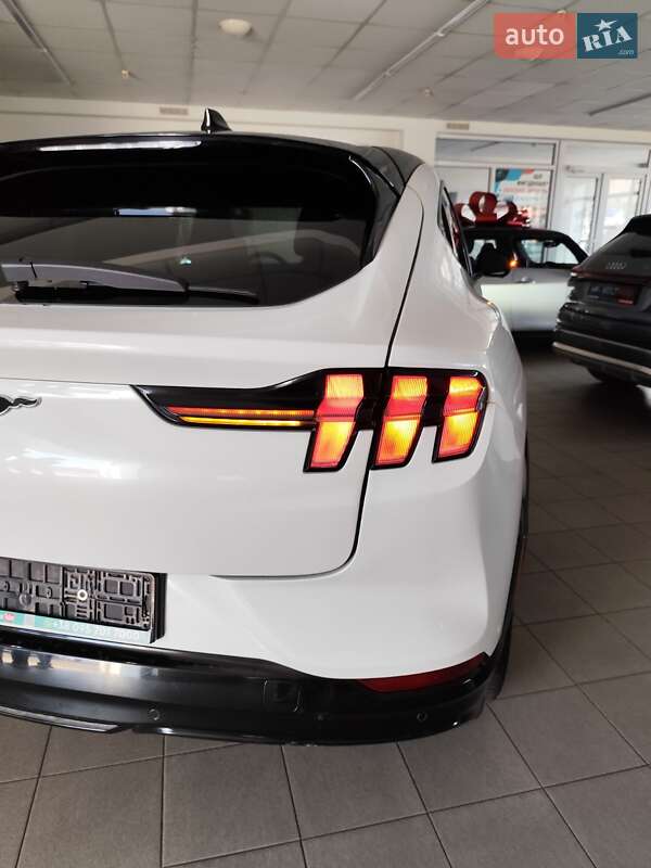 Позашляховик / Кросовер Ford Mustang Mach-E 2023 в Києві