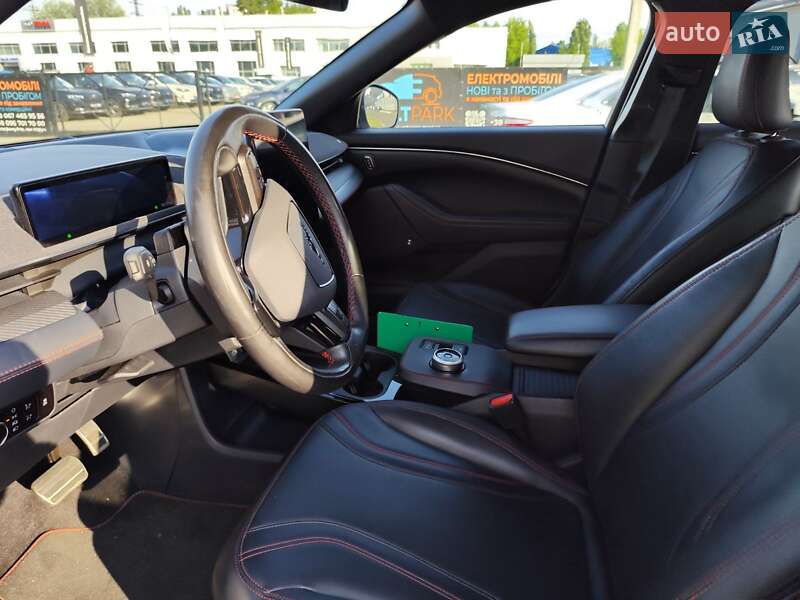 Позашляховик / Кросовер Ford Mustang Mach-E 2023 в Києві