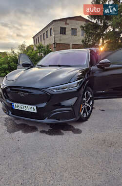 Внедорожник / Кроссовер Ford Mustang Mach-E 2022 в 