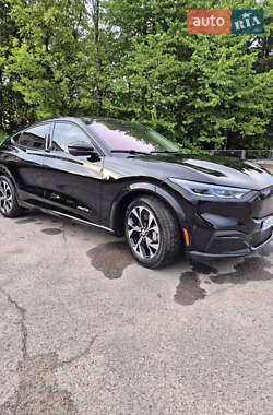 Внедорожник / Кроссовер Ford Mustang Mach-E 2022 в 