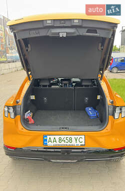Внедорожник / Кроссовер Ford Mustang Mach-E 2022 в 