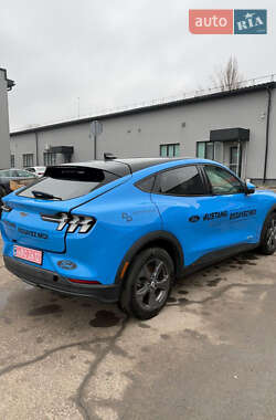 Внедорожник / Кроссовер Ford Mustang Mach-E 2022 в 