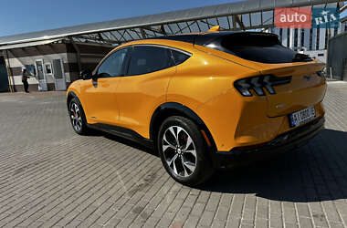 Внедорожник / Кроссовер Ford Mustang Mach-E 2022 в 
