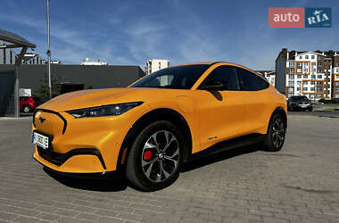 Внедорожник / Кроссовер Ford Mustang Mach-E 2022 в 