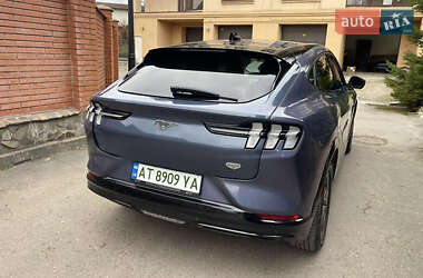 Внедорожник / Кроссовер Ford Mustang Mach-E 2021 в 