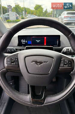 Внедорожник / Кроссовер Ford Mustang Mach-E 2021 в 