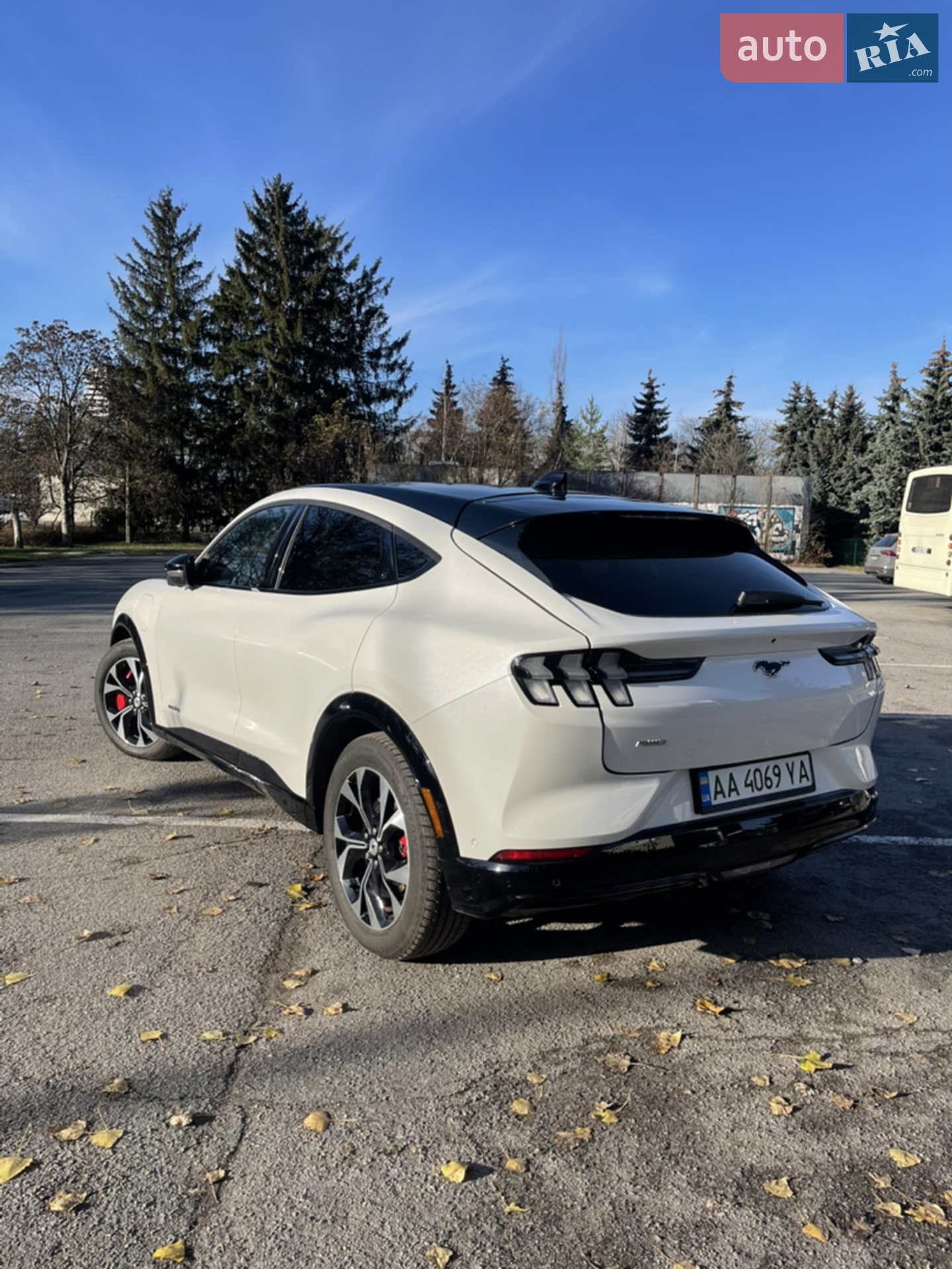 2022 Ford Mustang Mach-E - мініатюра 4