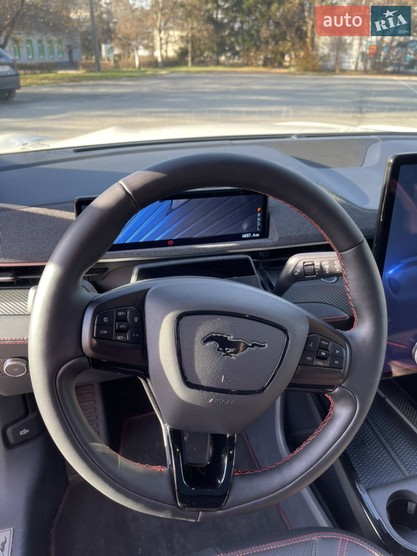 2022 Ford Mustang Mach-E - мініатюра 10