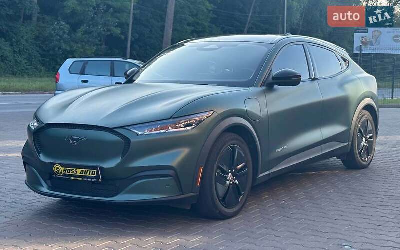 Позашляховик / Кросовер Ford Mustang Mach-E 2021 в Чернівцях