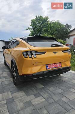 Внедорожник / Кроссовер Ford Mustang Mach-E 2022 в 