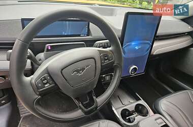 Внедорожник / Кроссовер Ford Mustang Mach-E 2022 в 