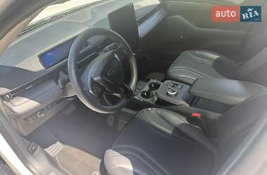 Внедорожник / Кроссовер Ford Mustang Mach-E 2021 в 