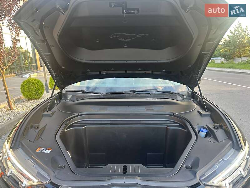 Внедорожник / Кроссовер Ford Mustang Mach-E 2021 в Ровно