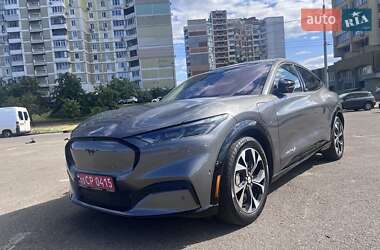 Позашляховик / Кросовер Ford Mustang Mach-E 2021 в 