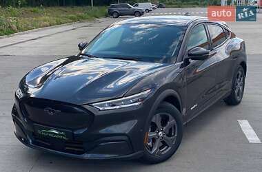 Внедорожник / Кроссовер Ford Mustang Mach-E 2021 в 