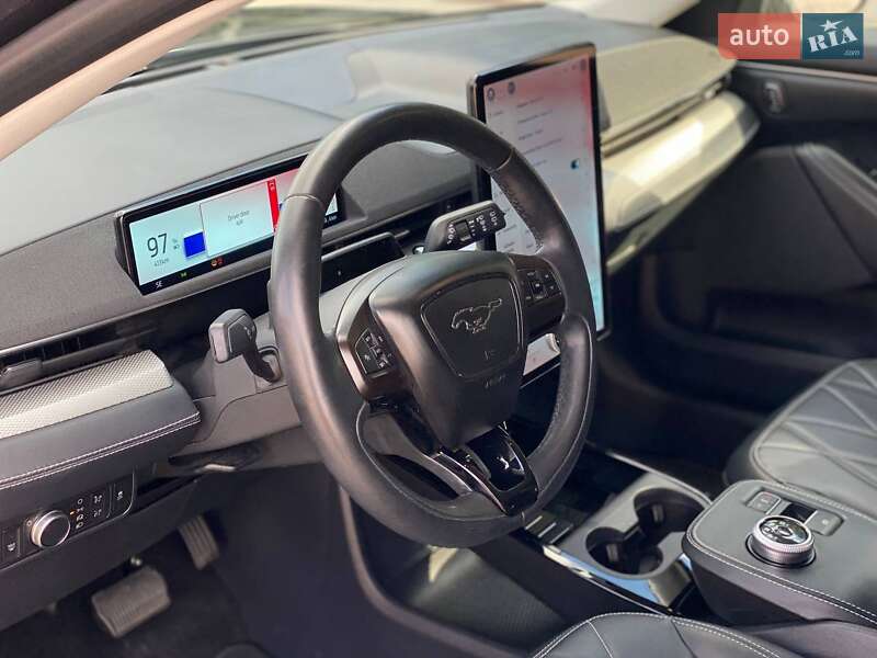 Позашляховик / Кросовер Ford Mustang Mach-E 2021 в Києві