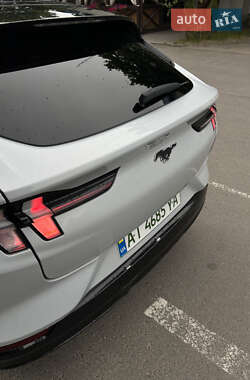 Внедорожник / Кроссовер Ford Mustang Mach-E 2021 в 