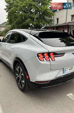 Внедорожник / Кроссовер Ford Mustang Mach-E 2021 в 