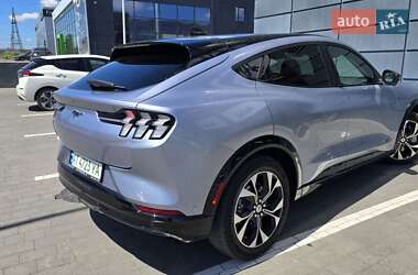 Позашляховик / Кросовер Ford Mustang Mach-E 2022 в 