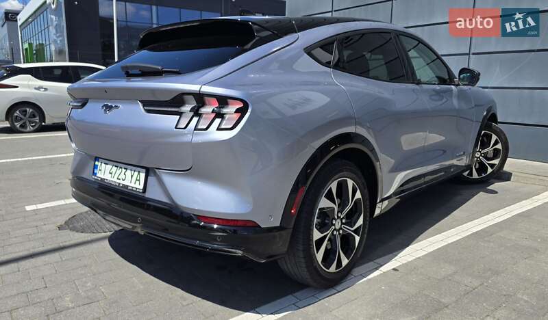 Позашляховик / Кросовер Ford Mustang Mach-E 2022 в Івано-Франківську