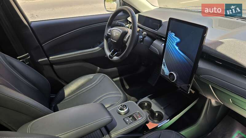 Позашляховик / Кросовер Ford Mustang Mach-E 2022 в Івано-Франківську