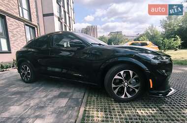 Позашляховик / Кросовер Ford Mustang Mach-E 2023 в 