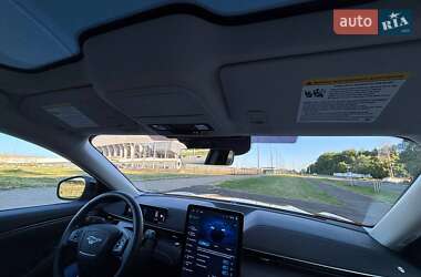Внедорожник / Кроссовер Ford Mustang Mach-E 2023 в 
