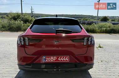 Внедорожник / Кроссовер Ford Mustang Mach-E 2021 в 