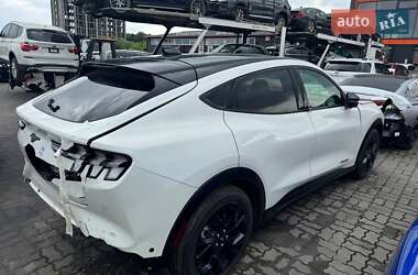 Позашляховик / Кросовер Ford Mustang Mach-E 2023 в 